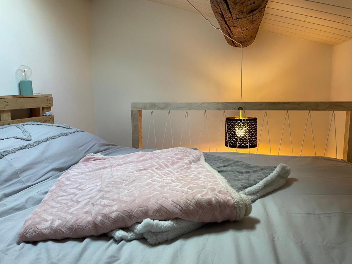 Bel Appartement Chic Et Cosy. Les Martres-de-Veyre Exterior photo